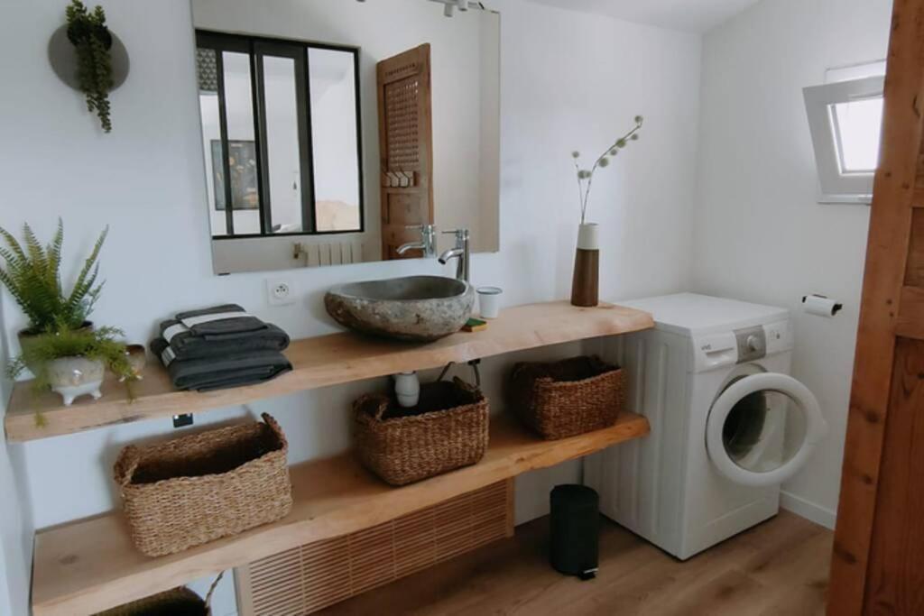 Apartamento Petit Loft Sur Les Toits D'Aviñón Exterior foto